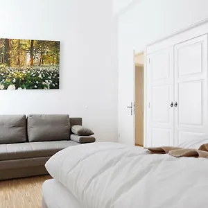  Apartment Sc 02 By Rockchair L Superhost Status L 4 Bedrooms Boxspringbeds 2 Bathrooms Balcony Elevator - Cozy Family & Business Flair Welcomes You! Deutschland